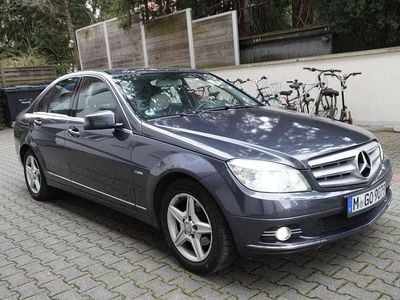 Gebraucht Mercedes C180 156 PS (114 kW) 2010 Grau Limousine