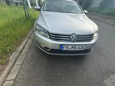 Gebraucht VW Passat 140 PS (102 kW) 2012 Silber Kombi