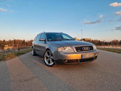 Gebraucht Audi A6 220 PS (161 kW) 2002 Grau Kombi