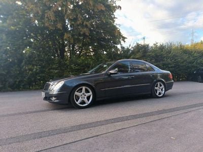 Mercedes E280