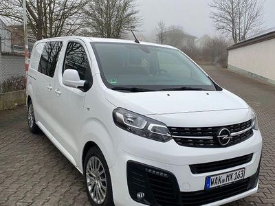 Second-hand Opel Vivaro 120 CP (88 kW) 2019 Alb Monovolum