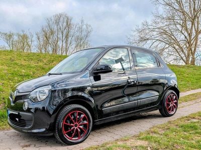 Second-hand Renault Twingo LIMITED 69 CP (50 kW) 2018 Negru Hatchback