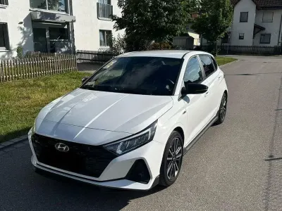 Gebraucht Hyundai i20 N Line 120 PS (88 kW) 2023 Weiß Kleinwagen