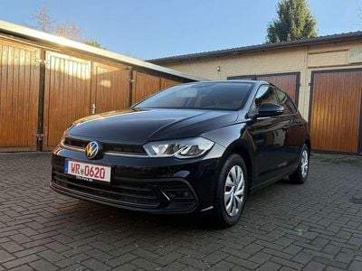 Gebraucht VW Polo Life 95 PS (69 kW) 2022 Deep black perleffekt Kleinwagen