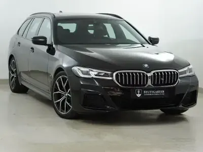 Gebraucht BMW 520 M Sport 190 PS (139 kW) 2021 Schwarz Kombi