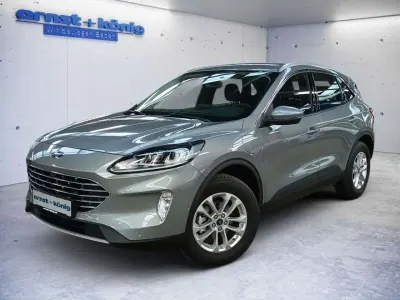 Gebraucht Ford Kuga Titanium 224 PS (164 kW) 2024 Solar silver metallic SUV