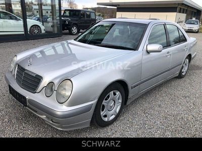 Mercedes E220