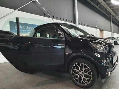 Gebraucht Smart ForTwo Coupé Prime 60 kW (82 PS) 2023 Schwarz Kleinwagen