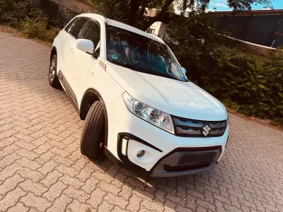 Gebraucht Suzuki Vitara 120 PS (88 kW) 2017 Weiß SUV