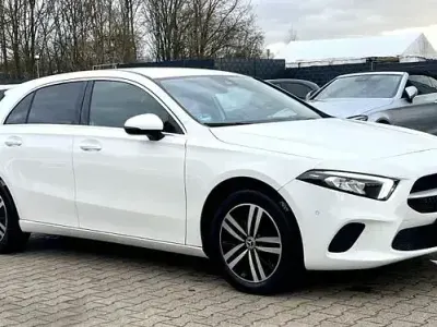 Używany Mercedes A250 Advanced 160 KM (117 kW) 2022 Biały Sedan/Limuzyna