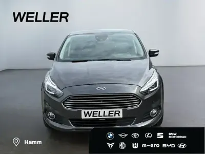 Gebraucht Ford S-MAX Titanium 190 PS (139 kW) 2019 Grau Van / Kleinbus