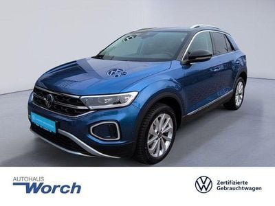 Ravennablau metallic Gebraucht 2025 VW T-Roc Style SUV | 34.949 € (Superpreis)