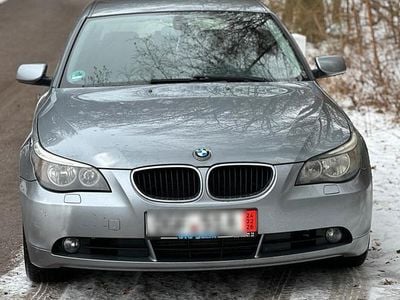 Grau Gebraucht 2006 BMW 520 Kombi | 2.400 € (Fairer Preis)