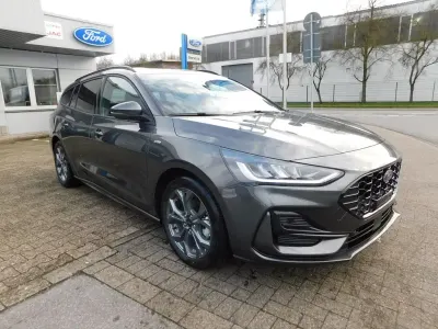 Neu Ford Focus ST-Line X 116 PS (85 kW) 2026 Grau Limousine