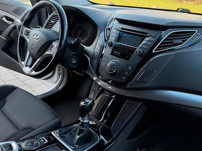 Second-hand Hyundai i40 135 CP (99 kW) 2013 Alb Break