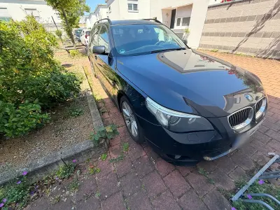 Gebraucht BMW 525 M Sport 177 PS (130 kW) 2006 Schwarz Limousine