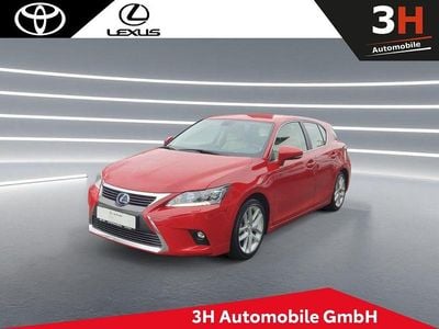 Gebraucht Lexus CT200h Luxury Line 136 PS (100 kW) 2016 Rot Limousine