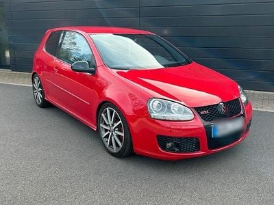 Usata VW Golf V GTI 240 CV (176 kW) 2004 Rosso Utilitaria