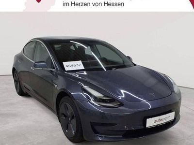 Silber Gebraucht 2020 Tesla Model 3 Standard Range Plus Limousine | 20.689 € (Guter Preis)