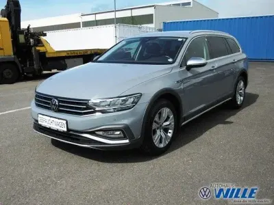 Używany VW Passat Alltrack 200 KM (147 kW) 2023 Szary Kombi