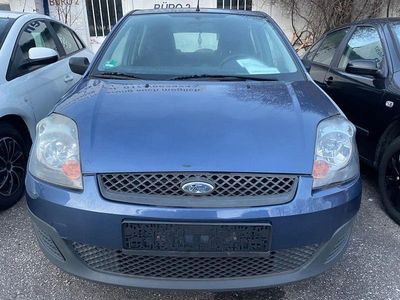 Blau Gebraucht 2006 Ford Fiesta Kleinwagen | 1.990 € (Fairer Preis)