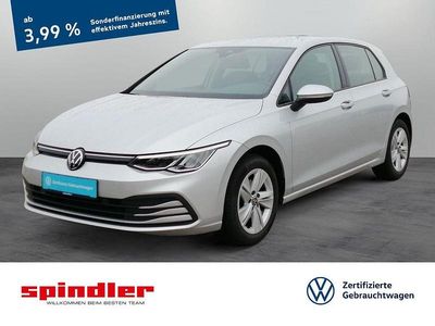 Gebraucht VW Golf VIII Life 131 PS (96 kW) 2022 Silber Limousine