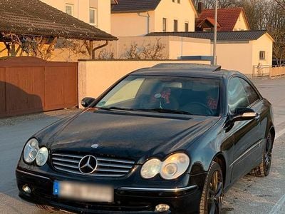Gebraucht Mercedes CLK320 Elegance 218 PS (160 kW) 2003 Schwarz Coupé