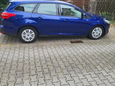 Gebraucht Ford Focus 190 PS (139 kW) 2016 Blau Kombi