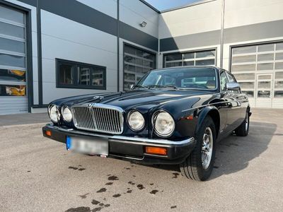 gebraucht Jaguar XJ12 H.E. (Daimler), aus Sammlerhand, technisch/optisch +