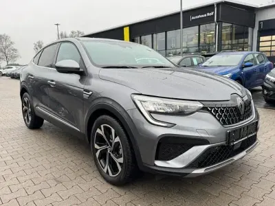 Gebraucht Renault Arkana Techno 140 PS (102 kW) 2024 Grau SUV