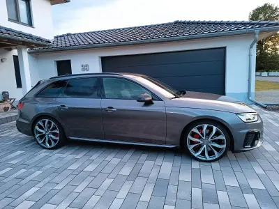 Gebraucht Audi A4 S-Line 286 PS (210 kW) 2020 Grau Kombi
