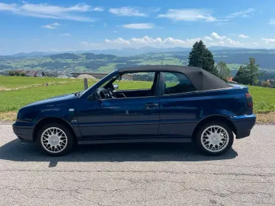 Gebraucht VW Golf Cabriolet Edition 74 PS (54 kW) 1997 Blau Cabrio