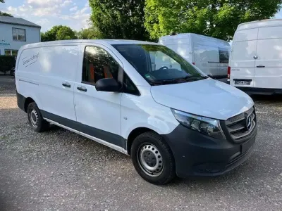Gebraucht Mercedes Vito 102 PS (75 kW) 2022 Weiß Van