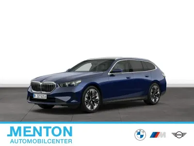 Gebraucht BMW 540 286 PS (210 kW) 2025 Blau Kombi