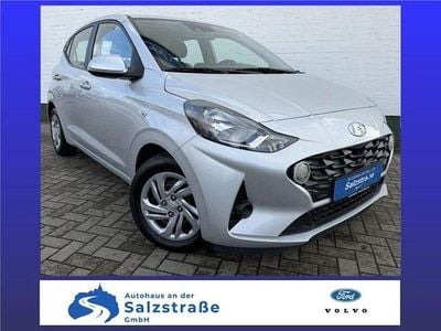 Gebraucht Hyundai i10 67 PS (49 kW) 2022 Tungstensilber Kleinwagen