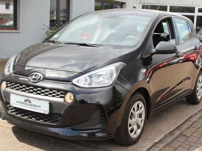 Gebraucht Hyundai i10 Classic 67 PS (49 kW) 2017 Schwarz Kleinwagen