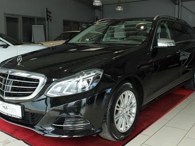 Obsidianschwarz lack Gebraucht 2013 Mercedes E300 Kombi | 16.400 € (Etwas zu teuer)