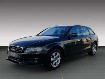 Gebraucht Audi A4 Attraction 143 PS (105 kW) 2011 Schwarz Limousine