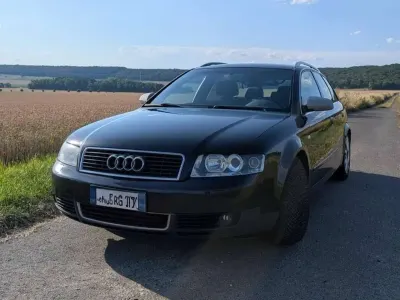 Gebraucht Audi A4 131 PS (96 kW) 2003 Schwarz Kombi