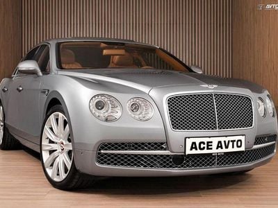 Grau Gebraucht 2016 Bentley Flying Spur Mulliner Limousine | 59.500 €