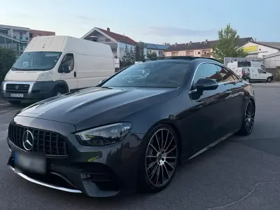 Gebraucht Mercedes E220 194 PS (142 kW) 2021 Grau Coupé