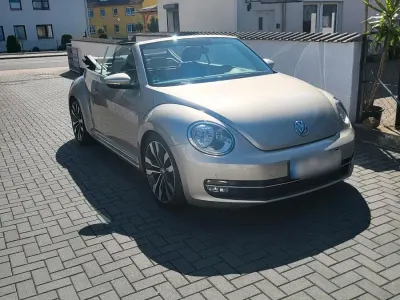 Gebraucht VW Beetle 105 PS (77 kW) 2014 Gold Kleinwagen