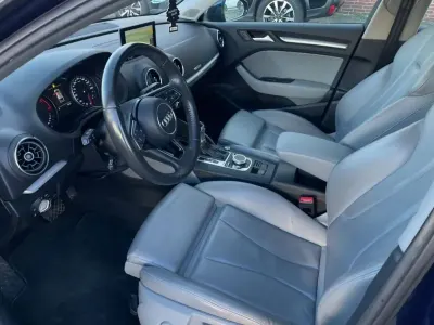 Gebraucht Audi A3 Design 150 PS (110 kW) 2016 Blau Limousine