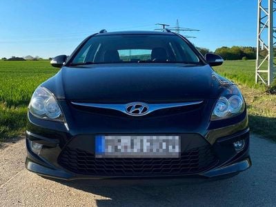 Second-hand Hyundai i30 Style 116 CP (85 kW) 2012 Negru Break