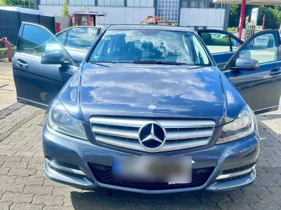Gebraucht Mercedes C200 138 PS (101 kW) 2013 Grau Limousine