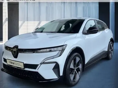 Brugt Renault Megane E-Tech Komfort 161 kW (220 HK) 2022 Hvid Sedan