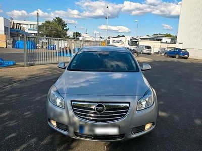 Gebraucht Opel Insignia Innovation 160 PS (117 kW) 2011 Grau Kombi
