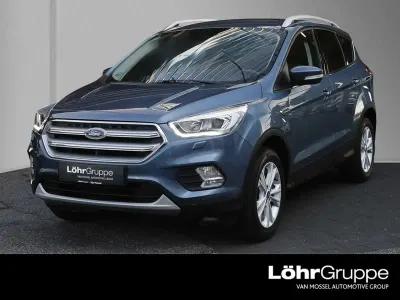 Gebraucht Ford Kuga Titanium 150 PS (110 kW) 2020 Blau SUV