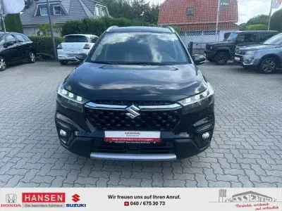 Gebraucht Suzuki SX4 S-Cross Comfort 129 PS (94 kW) 2023 Schwarz SUV