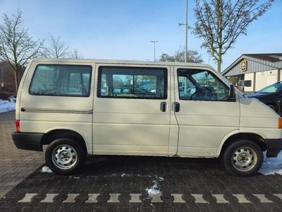 Weiß Gebraucht 1994 VW Caravelle Van / Kleinbus | 3.999 €